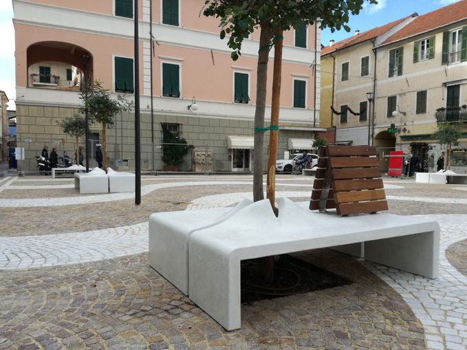 Bänk Split.